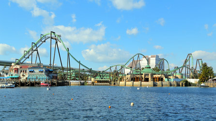ザ・フライング・ダイナソーの全景