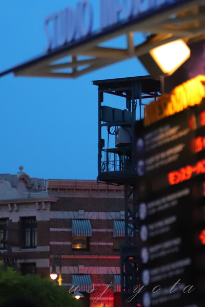 ユニバーサルスペクタクルナイトパレードのプロジェクションマッピング