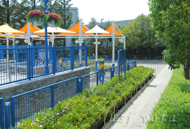 ミニオンハチャメチャアイスの待ち時間を過ごす場所の写真