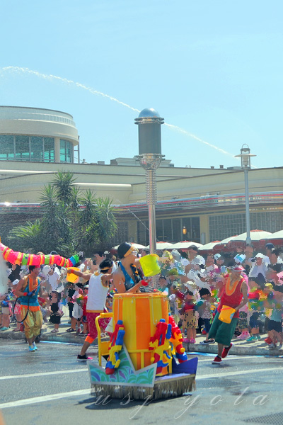 ウォーター・サプライズ・ パレード