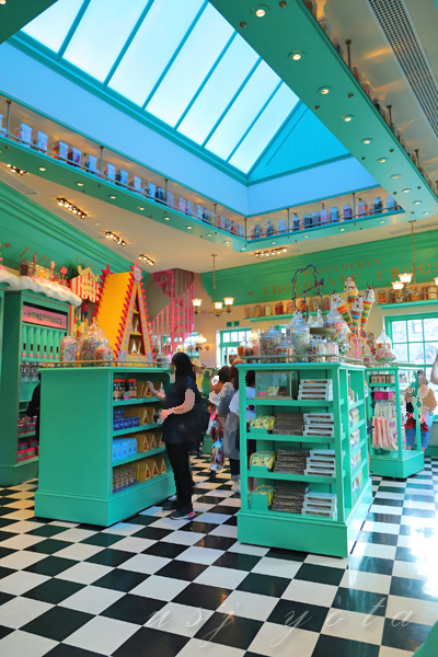 ハニーデュークスの店内