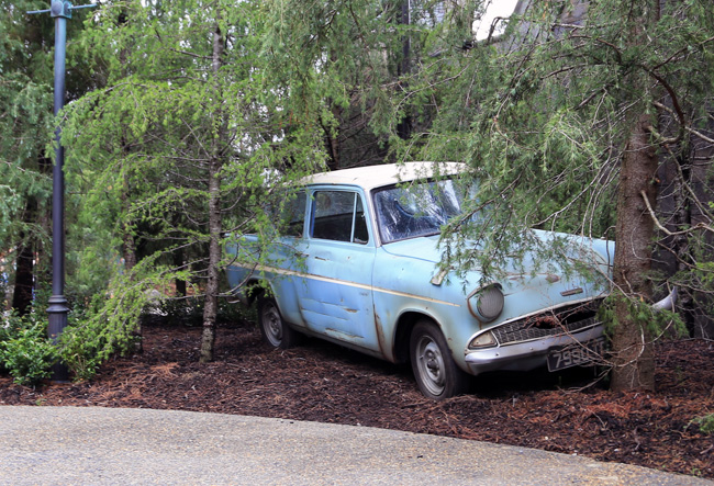 ハリーポッターの空飛ぶ車・フォード・アングリア