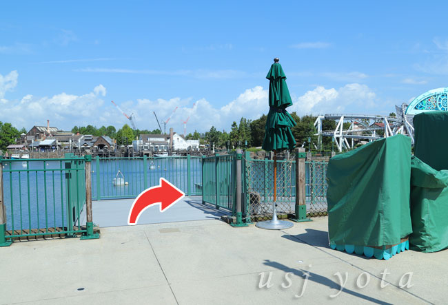 ミニオンパーク誘導通路