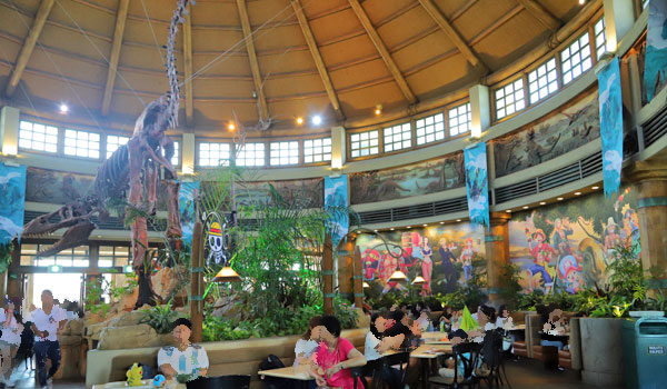 麦わら一味の宴レストラン