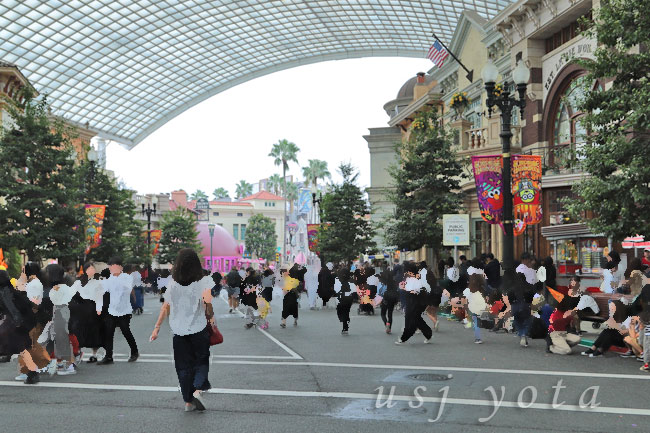 フェスタデパレードで空いている場所探し