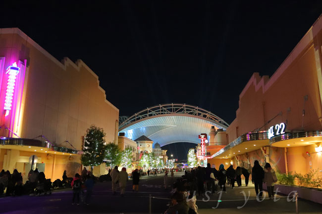 プロジェクションマッピングがカットされているステージ21とステージ22