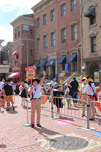 イタズラストリート最後尾