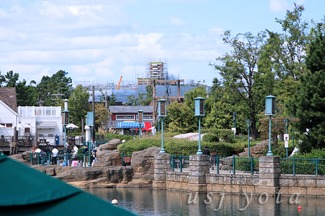 ラグー越しに見えるニンテンドーワールド