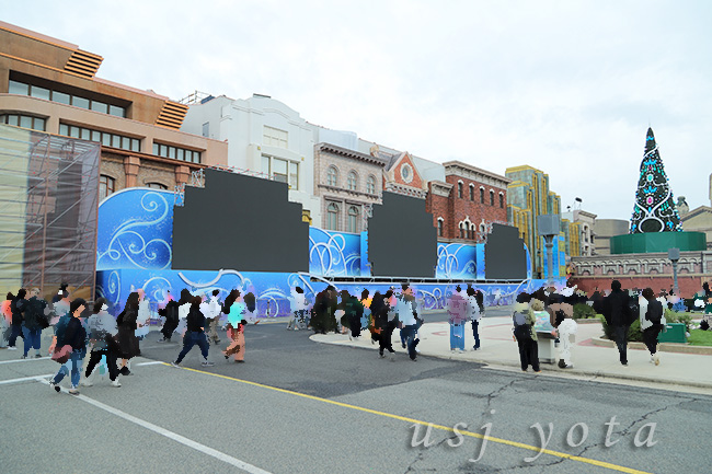 USJクリスマスイベント『クリスタルの約束』の舞台