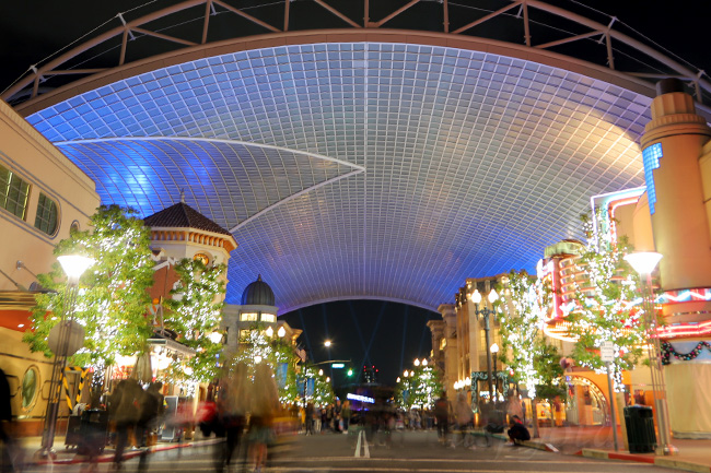 キャノピーの夜景