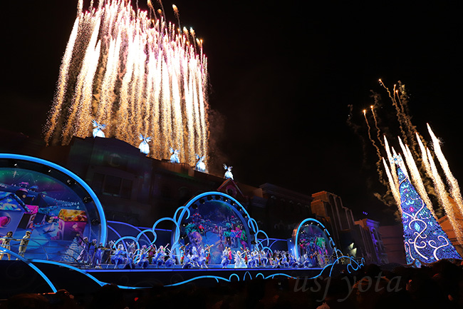 クリスタルの約束特別鑑賞エリア