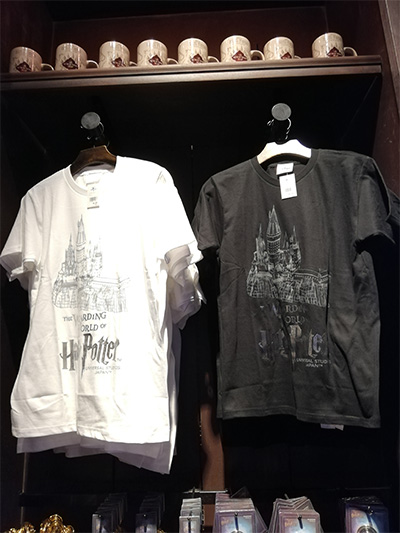 USJで販売されているTシャツ