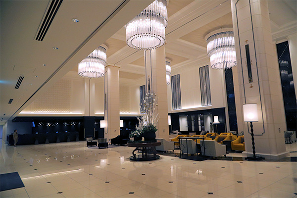 リーベルホテルのロビーとフロント