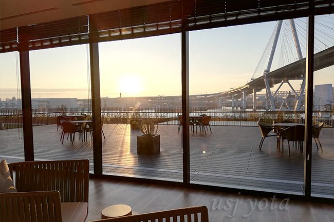 リーベルホテルスパのリラックスルームから見えるテラス