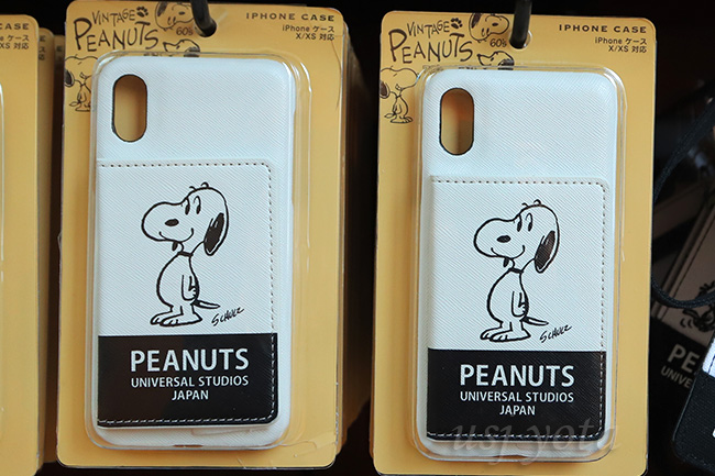 スヌーピーのiPhoneケース