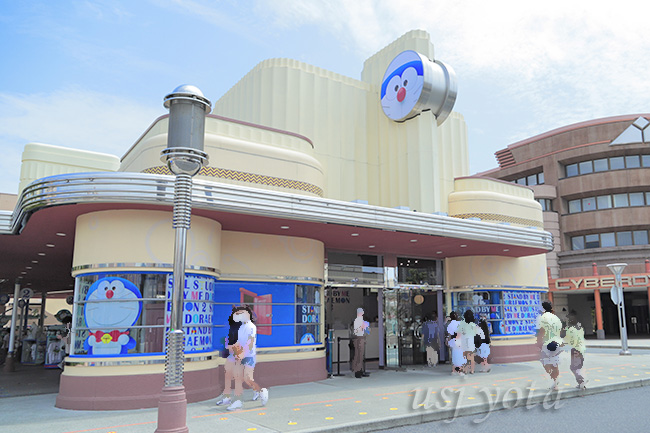 ドラエモンのお土産販売店スぺース・ファンタジー・ステーション