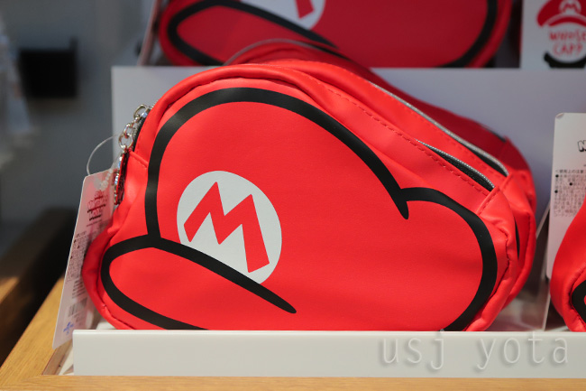 マリオのペンケースのお土産