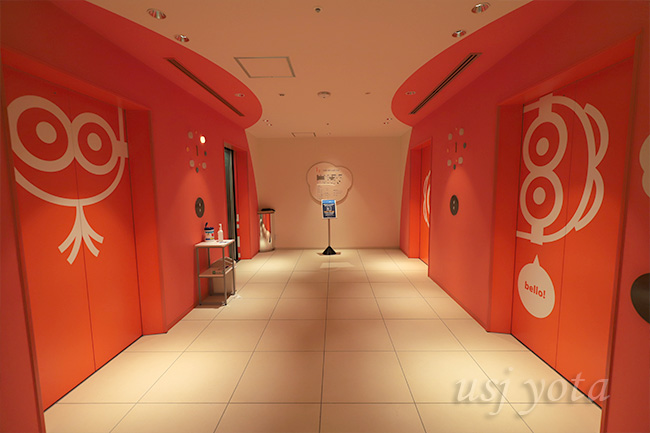 ホテル1階のエレベーターホール