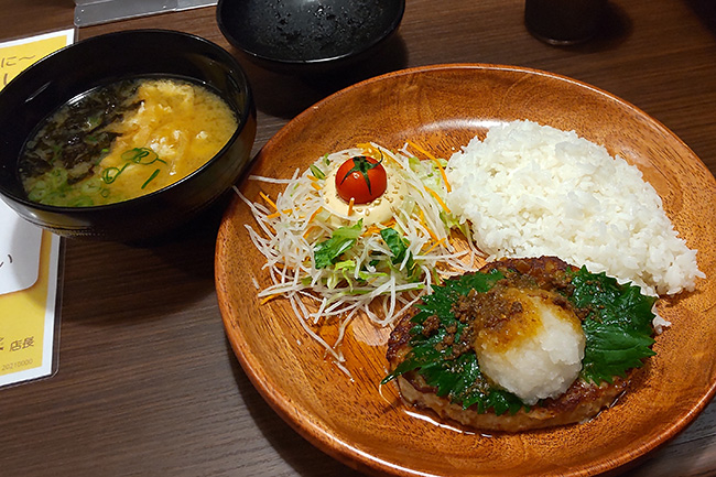 びっくりドンキーおろしそハンバーグ