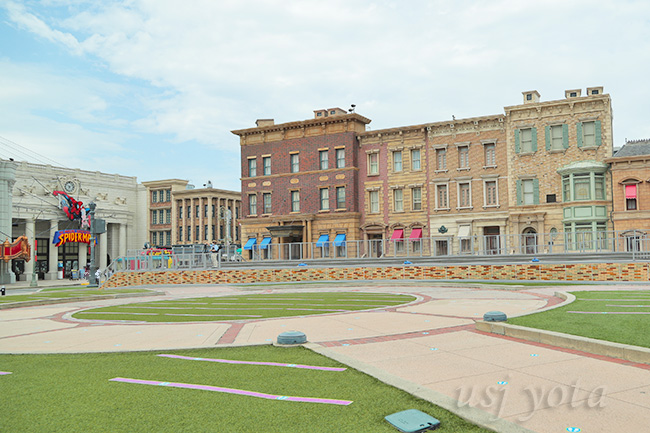 グラマシーパークの真ん中には丸いサークル状のスペース