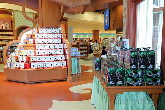 JURA NIKU NOODLE(ジュラ肉ヌードル)とその他のカップ麺