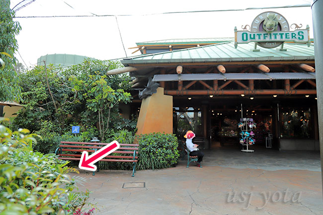 ジュラシックアウトフィッターズ入り口