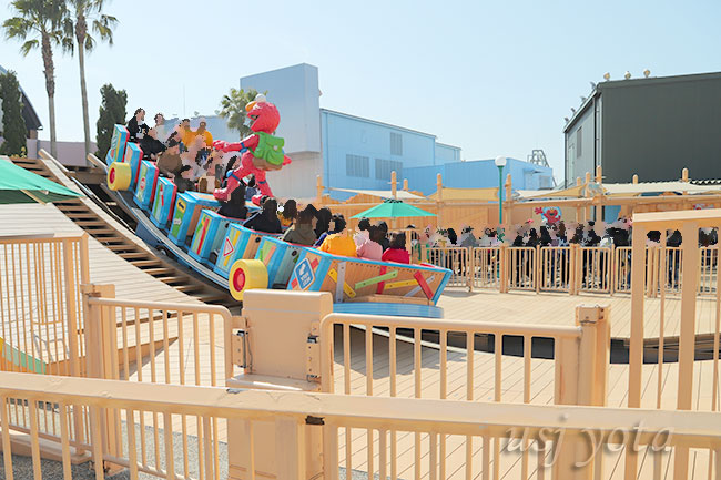 エルモのゴーゴー・スケートボード