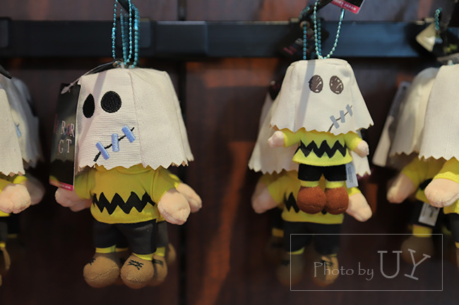 チャーリーブラウンのキーチェーンにもなる、小さなぬいぐるみ