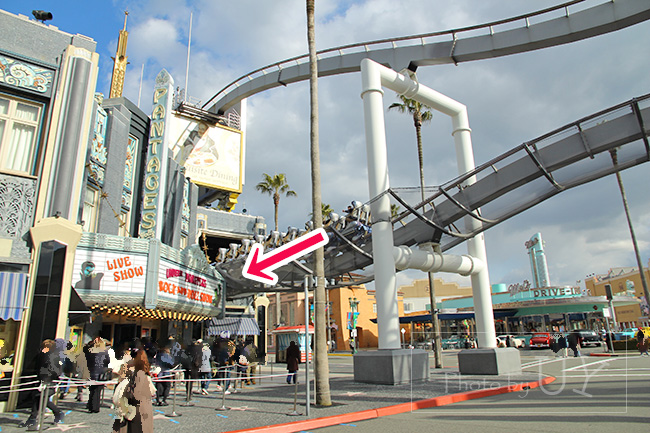 ユニバーサルモンスターライブロックンロールショー」のシアター