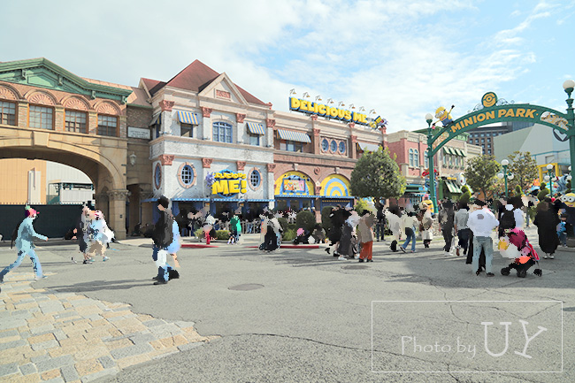 ミニオン・ハチャメチャ・グリーティング ～クリスマス ver.～【ミニオンパーク前】