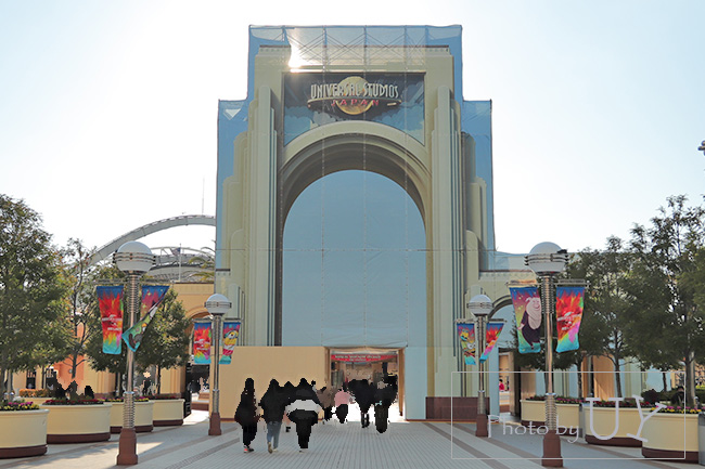 大門・メインゲート