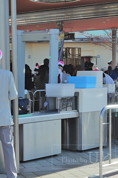 入場ゲート金属探知機