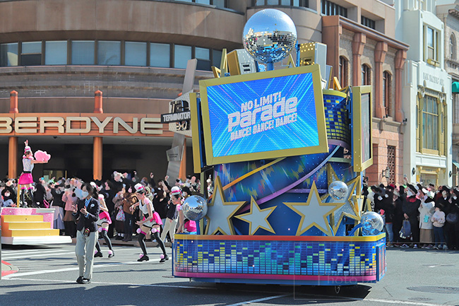 USJ NO LIMIT パレードのフロート