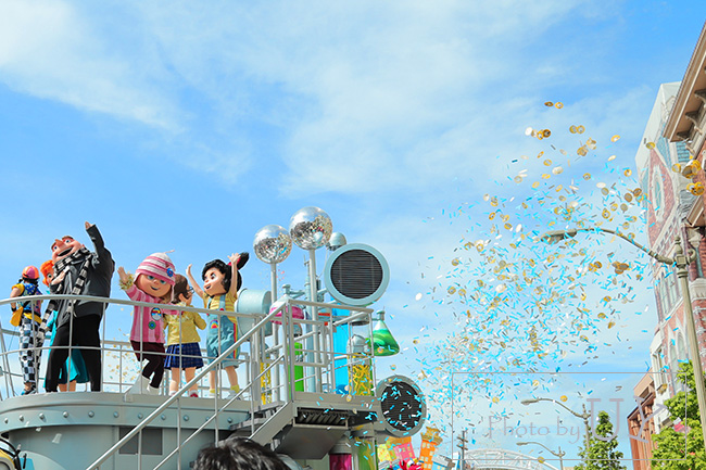 ノーリノーリミットパレードのコンフェ・紙吹雪ミットパレードのコンフェ・紙吹雪