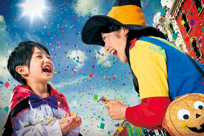 パーク中で「トリック・オア・トリート！」