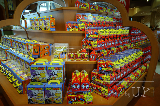 スパイダーマンのお土産「すぱいだぁ麺」