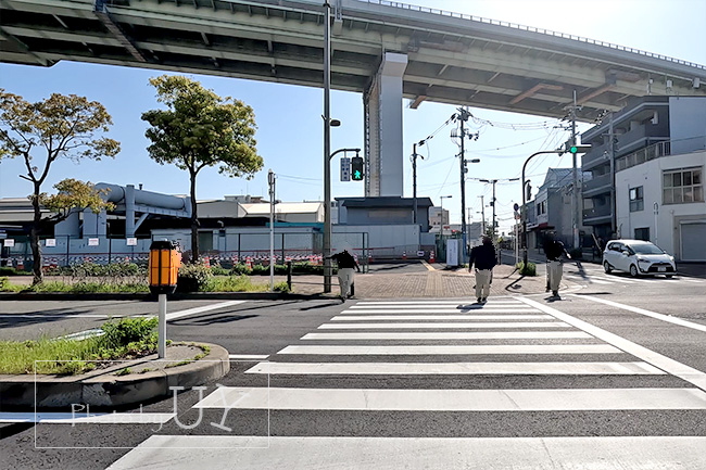 桜島駅万博行きバスターミナル
