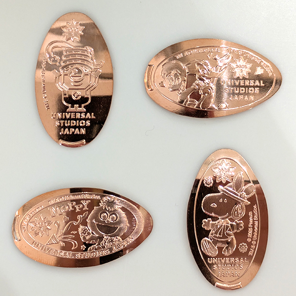 2025年4月のメダリオンはスヌーピー