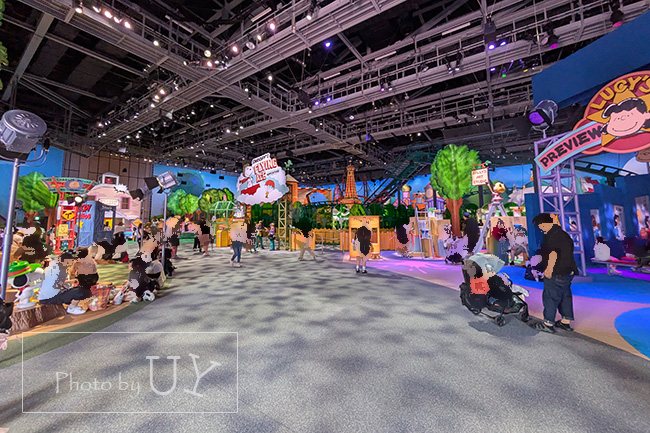 ユニバーサルワンダーランドにある屋内施設のスヌーピースタジオ