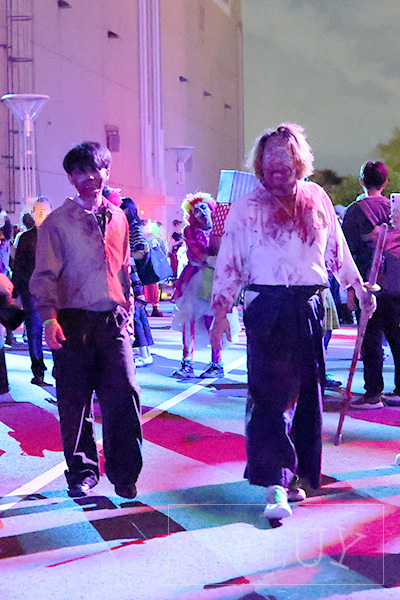 ハロウィーンホラーナイト2026 袴姿の剣道部ゾンビ