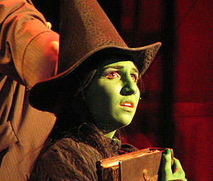 ラウンドオブオズ ウィケッド