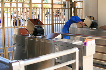 顔認証システム