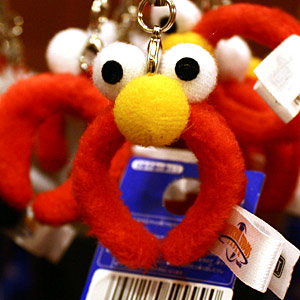 エルモの携帯ストラップ