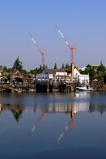 二つのクレーン