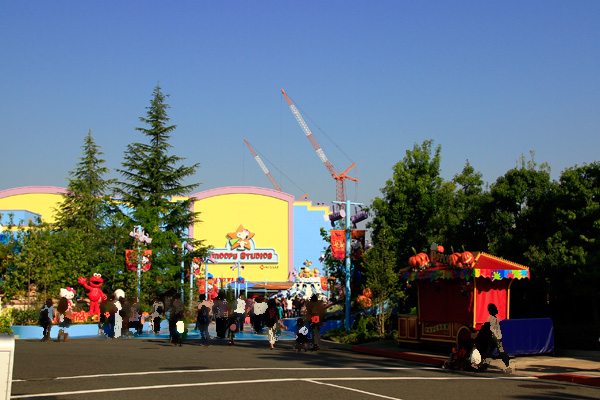 二つのクレーン