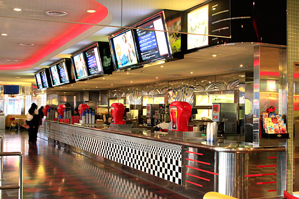 メルズドライブイン