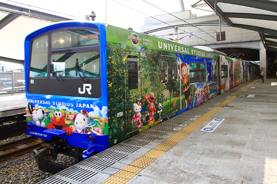 ラッピング電車