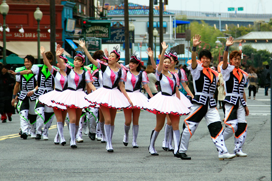 ユニバーサル・レインボー・サーカス