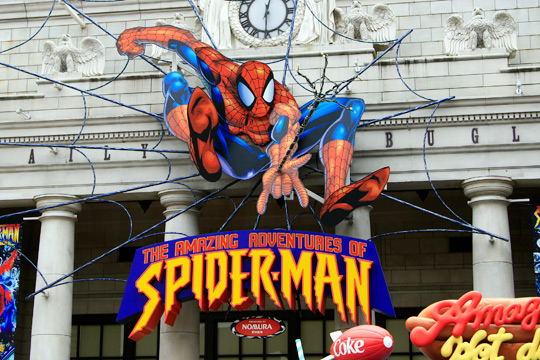 スパイダーマン