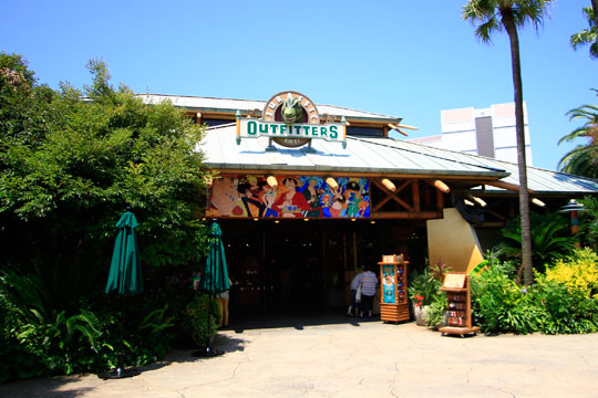 ジュラシック・アウトフィッターズ